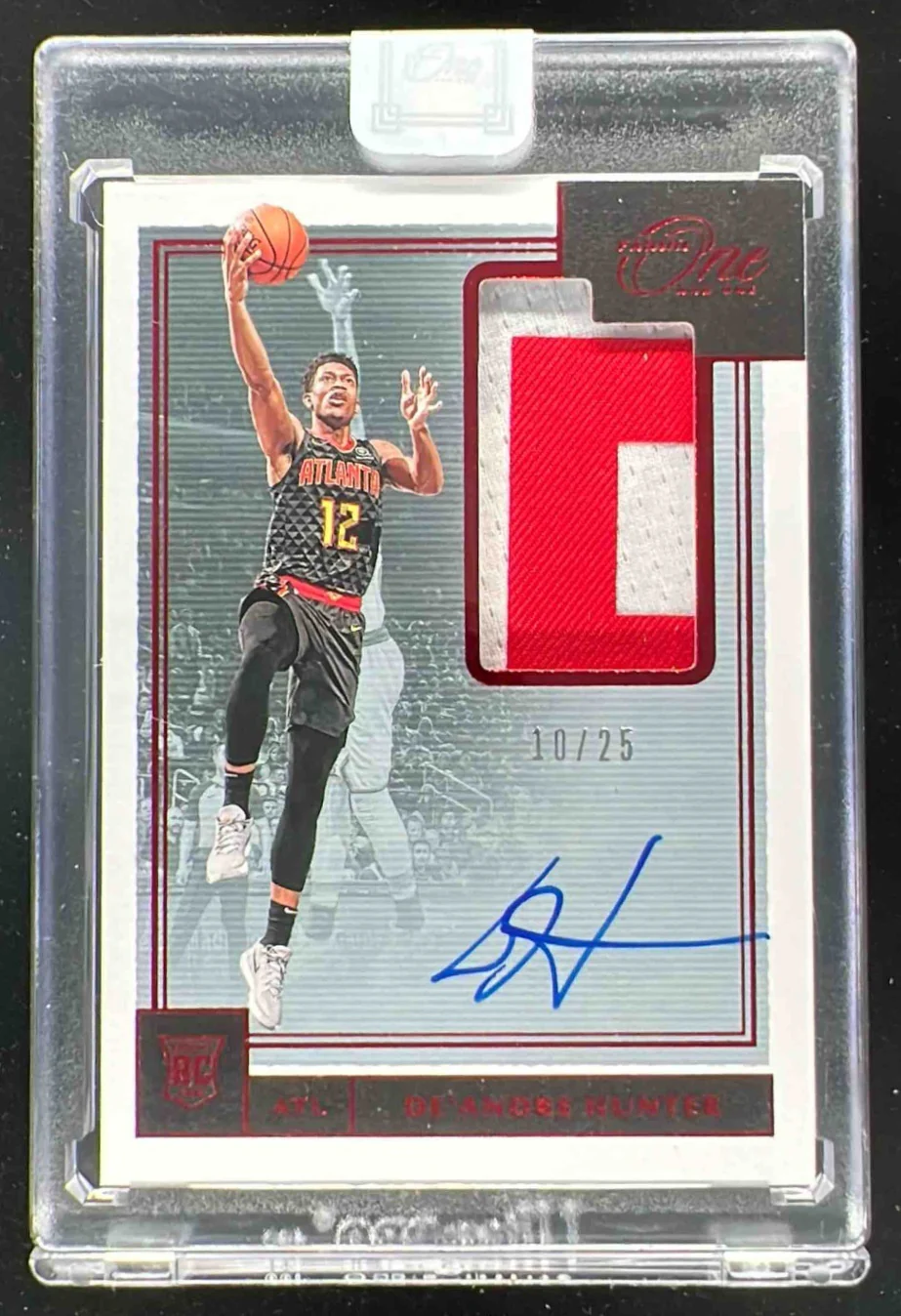 2019-20 Panini One and One Rookie Jersey Red #RJADAH De Andre Hunter RC Auto /25