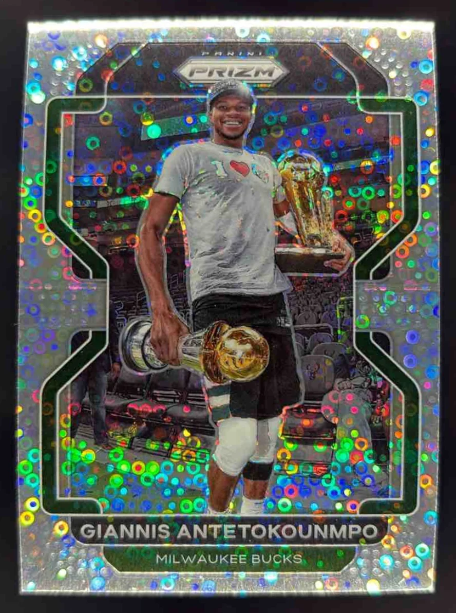 2021-22 Panini Prizm Fast Break #1 Giannis Antetokounmpo