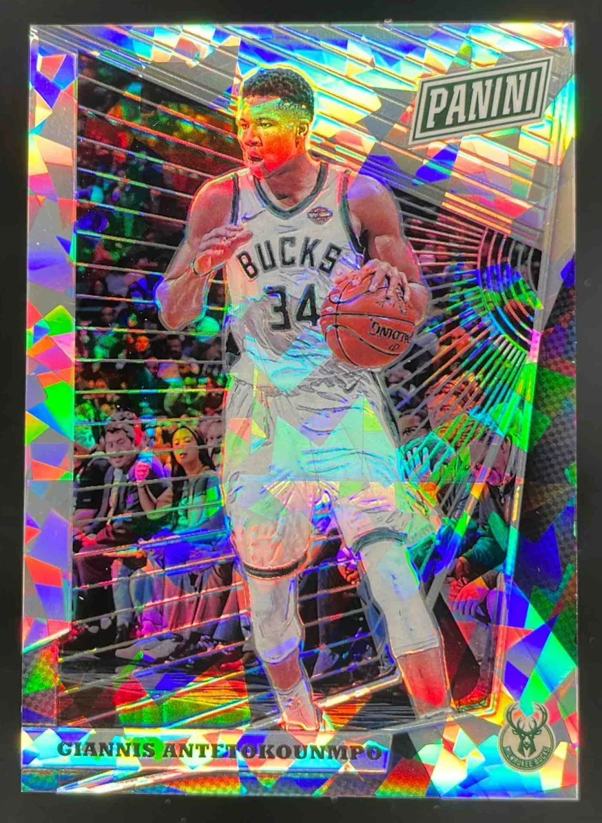 2018 Panini National VIP Gold Cracked Ice #61 Giannis Antetokounmpo /50
