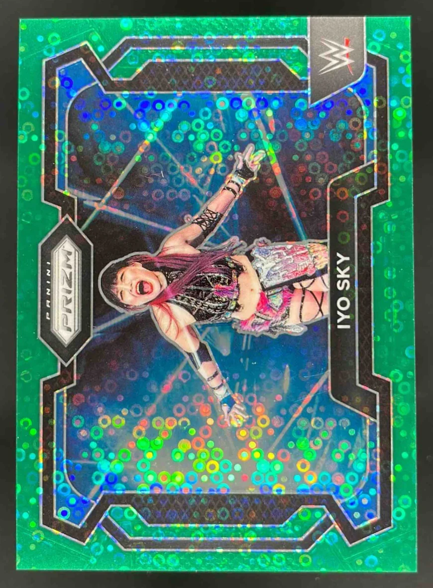 2024 Panini Prizm WWE Under Card Green Prizms #90 IYO S /49