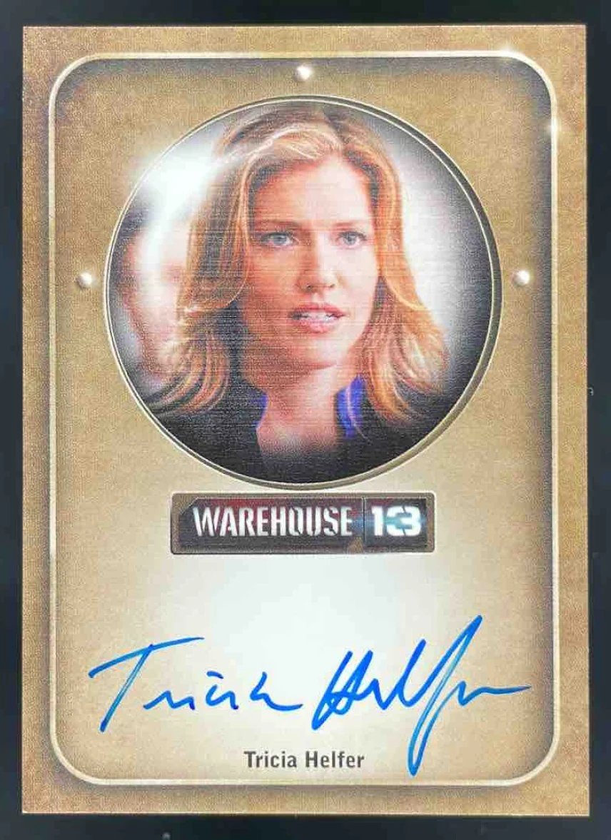 2010 Warehouse 13 Autograph Tricia Helfer as Agent Bonnie Belski Auto