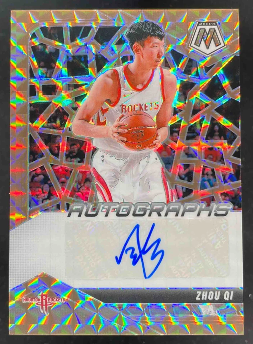 2024-25 Panini Mosaic Autographs Bronze #AM-ZHO Zhou Qi Auto /75