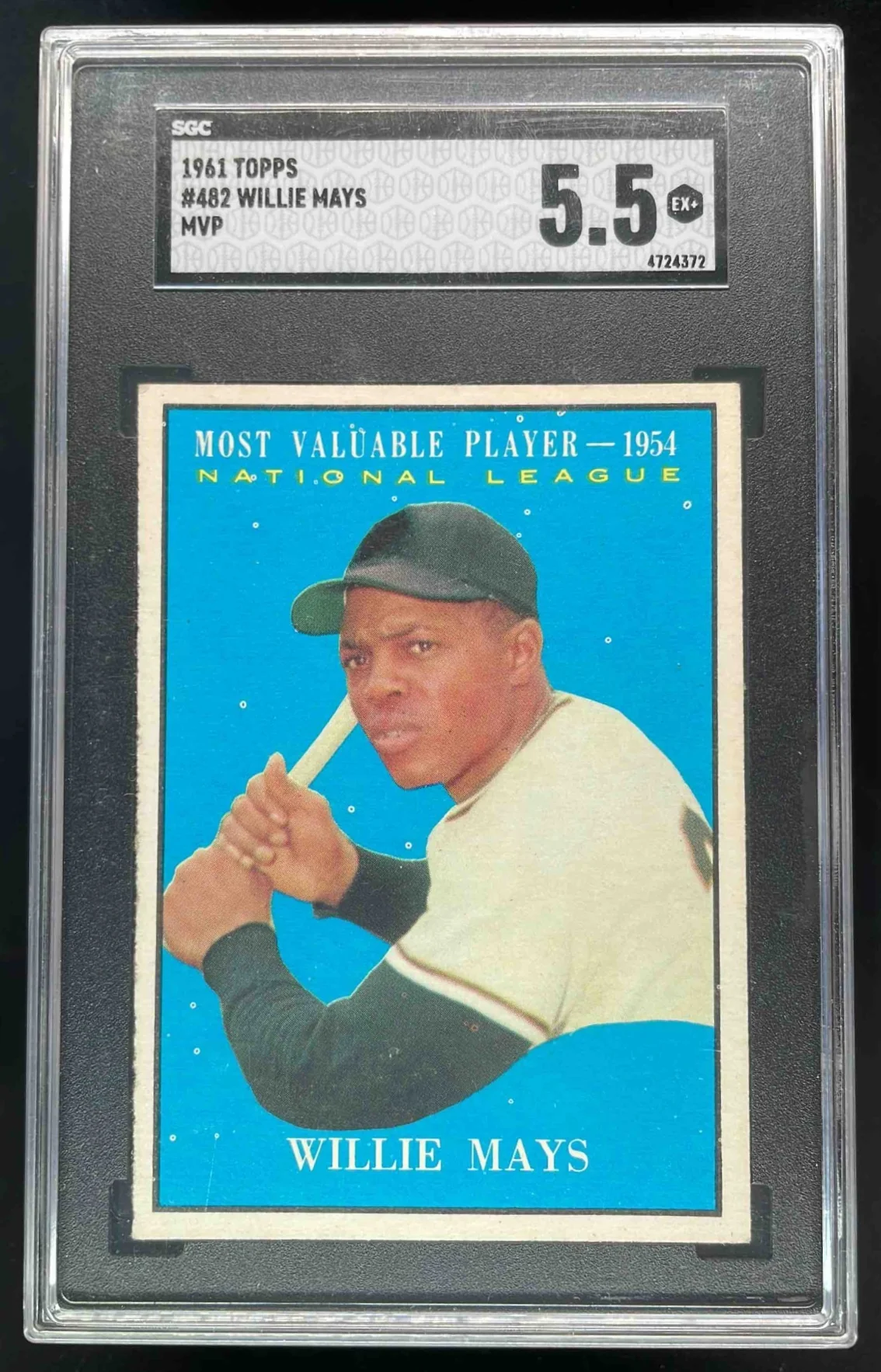 1961 Topps #482 Willie Mays SGC 5.5