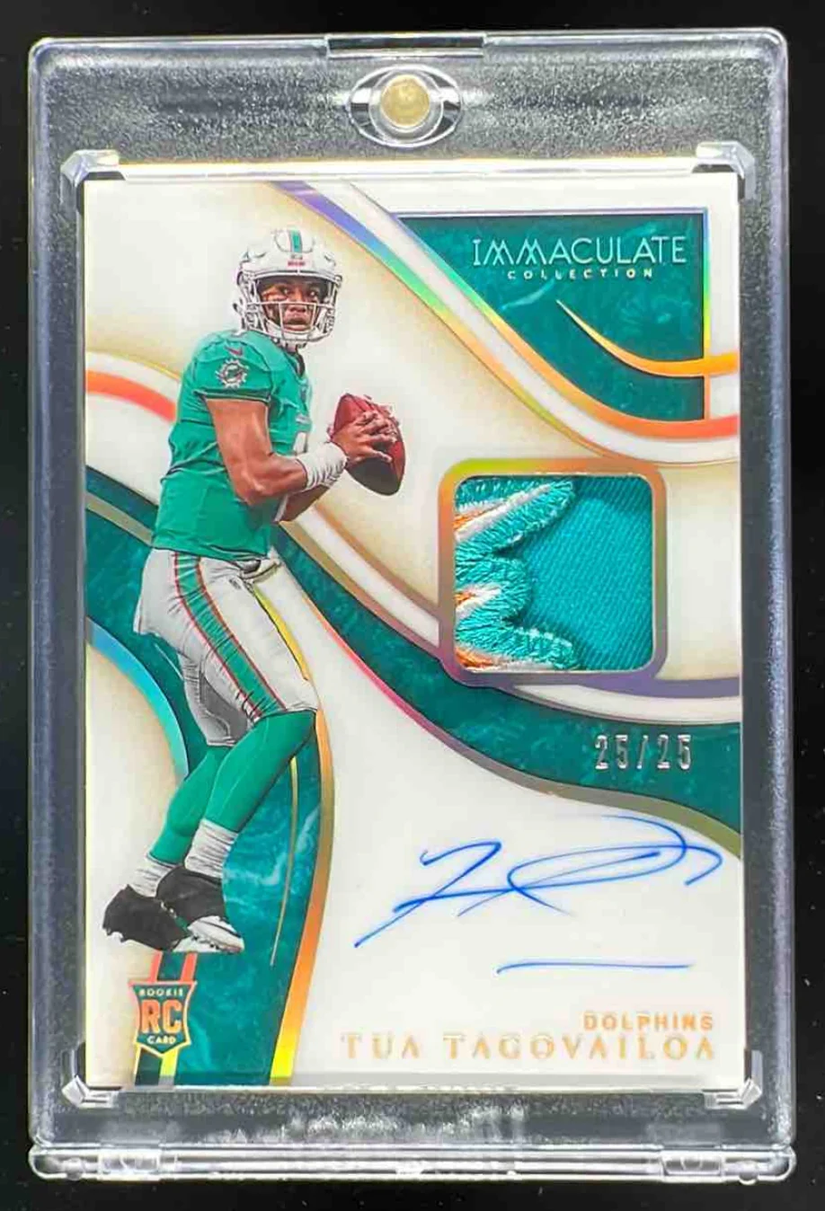 2020 Immaculate Collection Patches Rookie Gold #ISP2 Tua Tagovailoa RC Auto /25